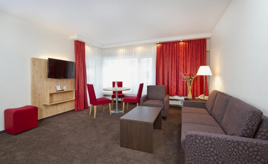 Central Apartments Давос Екстериор снимка