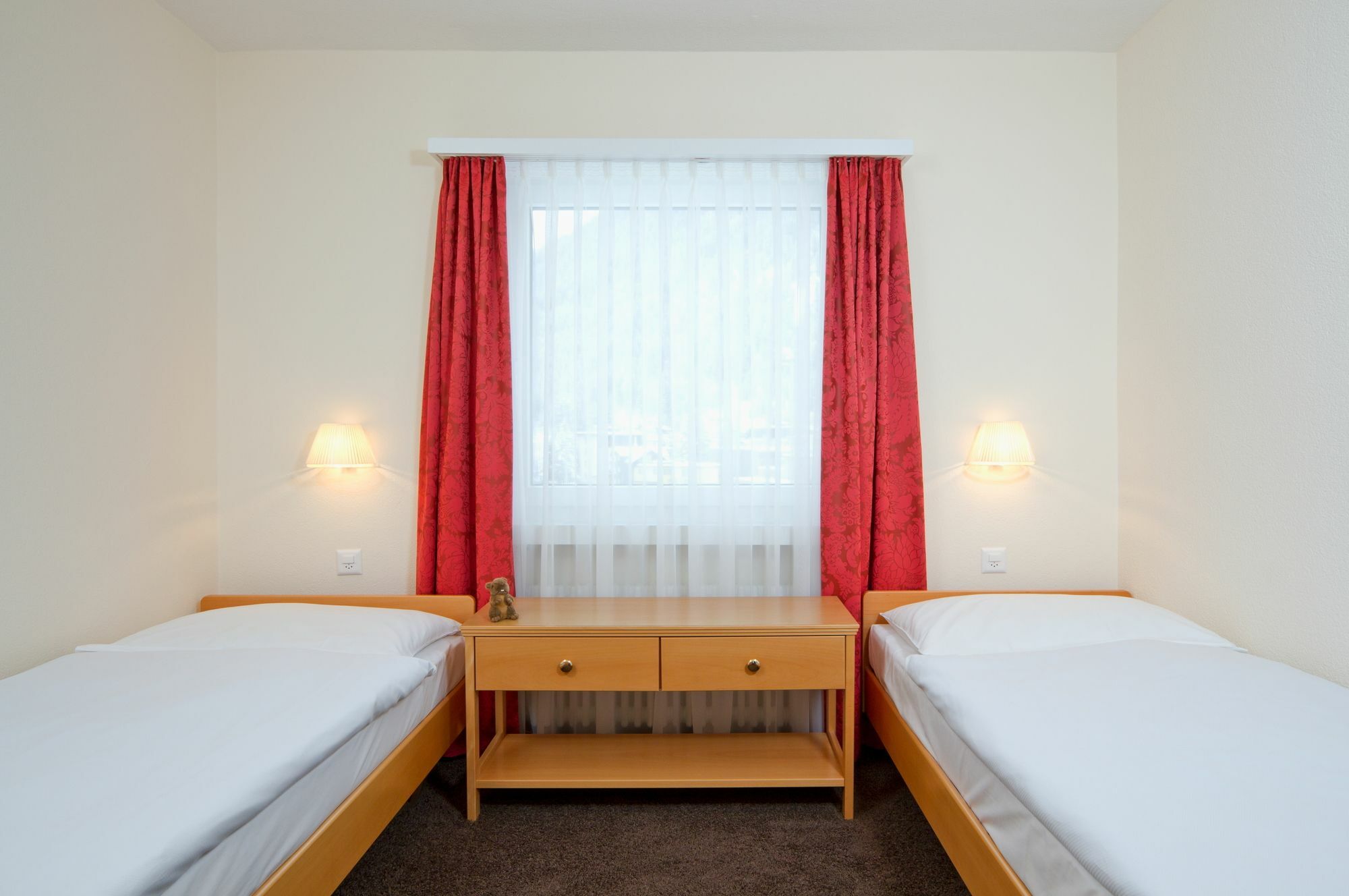 Central Apartments Давос Екстериор снимка