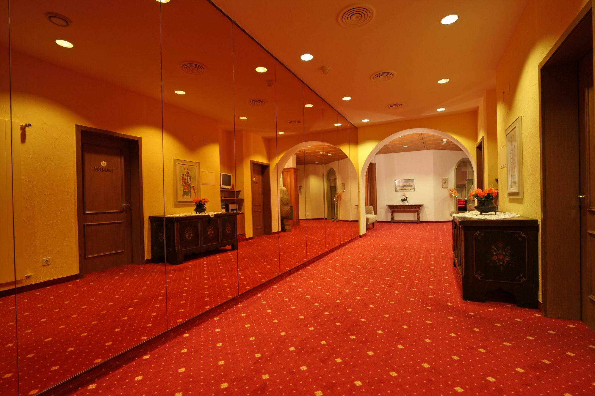 Central Apartments Давос Екстериор снимка